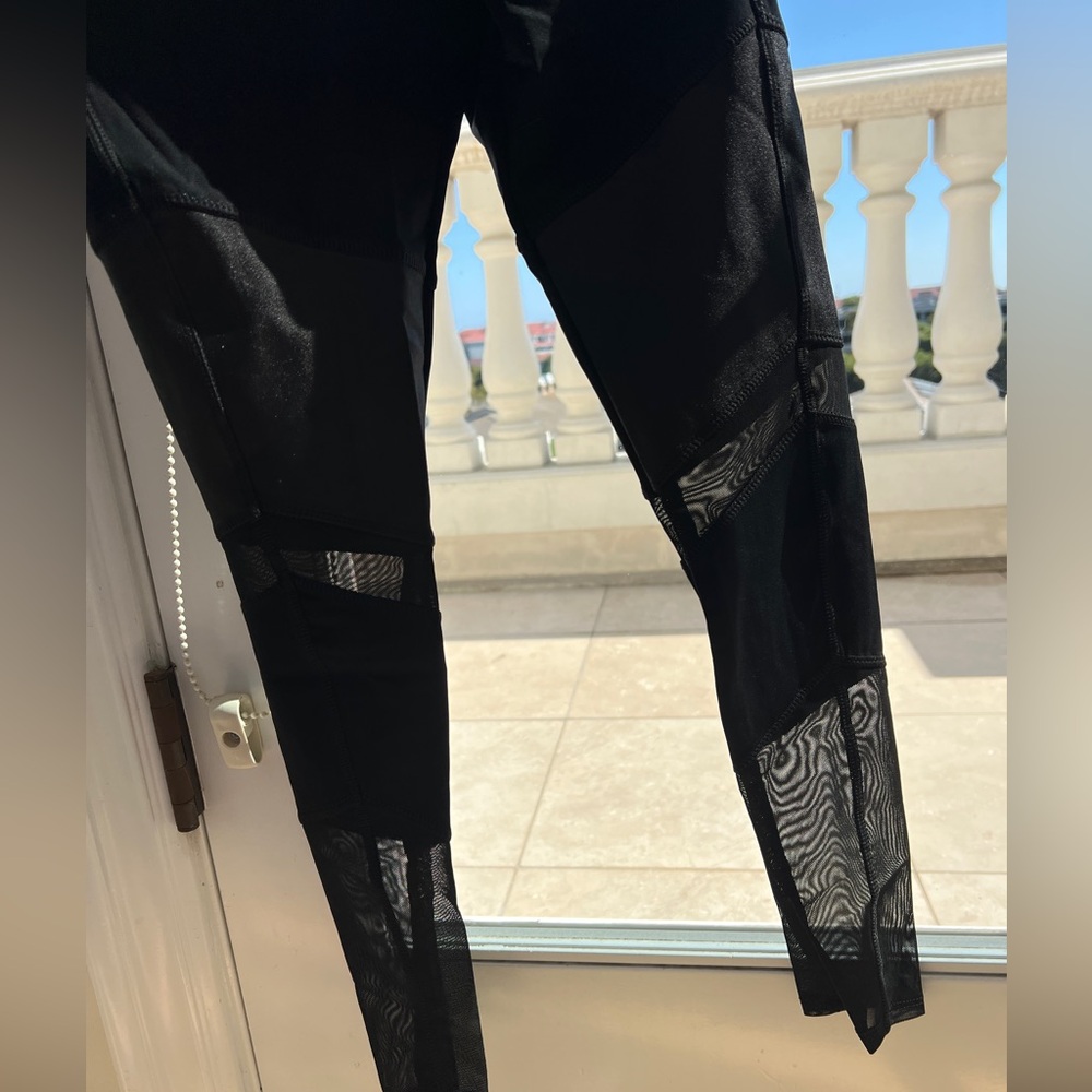 Black mesh leggings